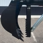 backhoe jaws closed