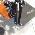 cylinders on mini skid 4in1 bucket