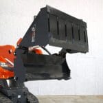 4 in 1 bucket fully open