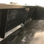 heavily gusseted snow bucket