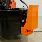 hydraulic-concrete-bucket-up-position