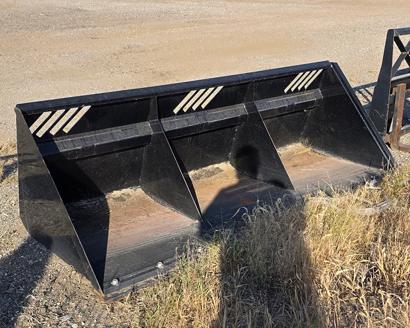 Skid-Pro Heavy Duty Bucket 72 Inch Skid Steer